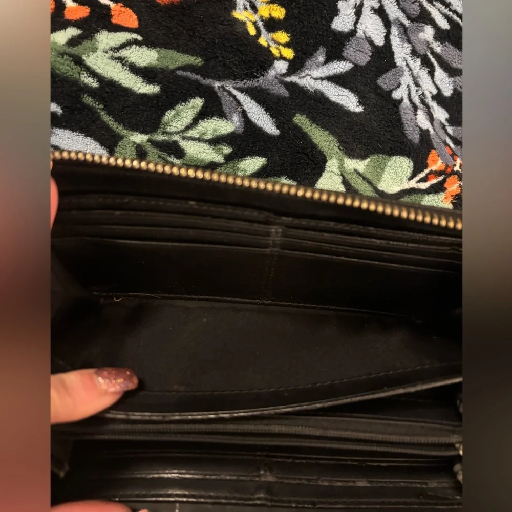 Coach Gray And Black Signature Wallet - Picture 6 of 10
